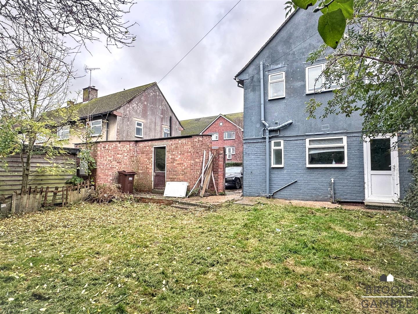 3 Bedroom House - End Terrace. Avard Crescent in Eastbourne, East Sussex 12